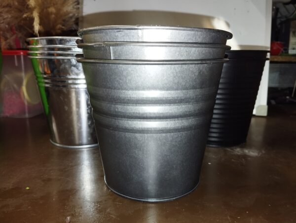 cache pot orchidée en zinc